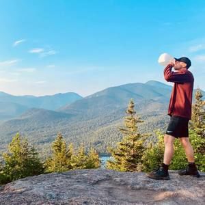 Meet your Posher, Aaron